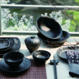 chén dĩa nhà hàng