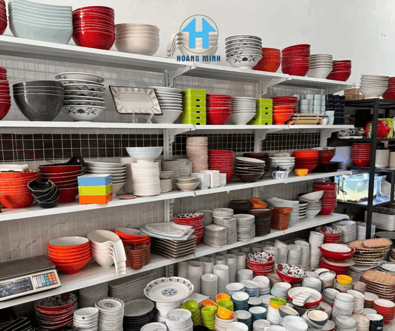 Mua Chén Dĩa Sài Gòn Ở Đâu? Top Địa Điểm Uy Tín Bạn Nhất Định Phải Ghé